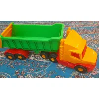 ۱۵۰ تومن اسباب بازی ماشین حراج سایز بزرگ