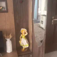 جاکفشی و جالباسی ایستاده