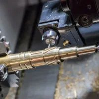 خدمات تراش cnc سه محور