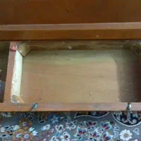 جعبه چرخ خیاطی قدیمی اصل شیر نشان کاملا سالم