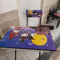 میز تحریر دوماه است