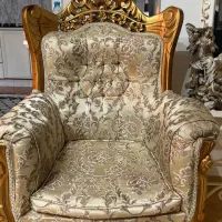 مبل سلطنتی ۸ نفره با دوعدد جلومبلی