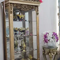 ویترین تمیز سالم
