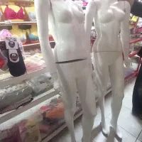 مانکن لباس زنانه
