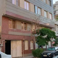 ۸۷ متر/کرمان/بهترین لوکیشن/عادل زاده/فول امکانات