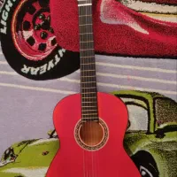 گیتار آلبالویی