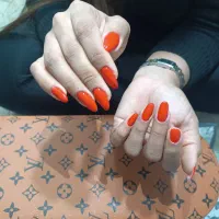 کلیه خدمات ناخن«انواع کاشت.مانیکور»|خدمات آرایشگری و زیبایی|فلاورجان, |دیوار