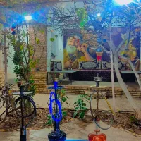 کافه سنتی کوروش قلیون با قیمت ۷۰ در خدمتیم