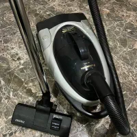 جاروبرقی پاناسونیک ۱۸۰۰ وات (Original) - در حد نو