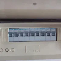 برقکار و برقکشی ساختمان