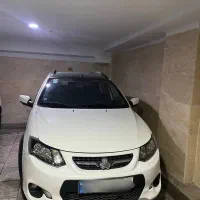 کوییک R سفید مشکی