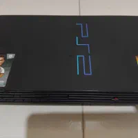 یک عدد پلستیشن ۲ فت دو دسته فلش خور