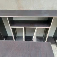 تعدادی میز وکمد دراور|مبلمان اداری|ایلام, |دیوار