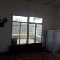 خدمتکار خانم با یک بچه یا خانم آقا میانسال|استخدام سرایداری و نظافت|همدان, |دیوار