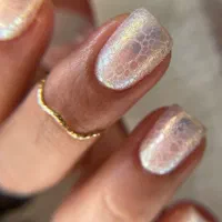 خدمات کاشت و ترمیم ناخن انزلی پاسداران