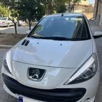 خودرو۲۰۷سقف فلز دنده ای مدل ۱۴۰۰رنگ سفید|خودرو سواری و وانت|شیراز, سینما سعدی|دیوار