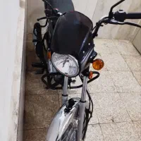 موتور سیکلت در حد صفر