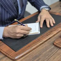 عریضه لایحه دادخواست وکیل شکواییه