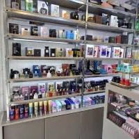 لوازم ارایشی و ادکلن