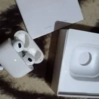 ایرپاد پرو سالم بهمراه یه گوش اضافه