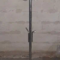 جالباسی ایستاده