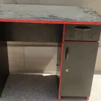 میز تحریر سالم