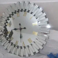 ساعت ایینه ای