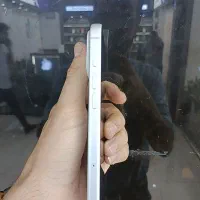 طلا بیار 17pro ببر|موبایل|اصفهان, گلزار|دیوار