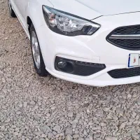 شاهین GLمشابه صفر مدل ۴۰۳ کارکرد ۱۵هزار
