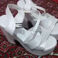 کفش نونو پیراهن مجلسی پالتو وبارونی
