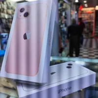 اپل iPhone 13 با حافظهٔ ۱۲۸ گیگابایت