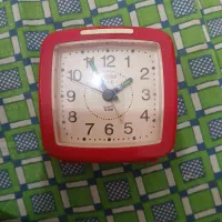 ساعت رو میزی دانیه و ویپ دائمی