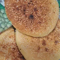 نان گرده ی شیرین