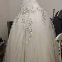 لباس عروس|لباس|گلبهار, شهر جدید گلبهار|دیوار