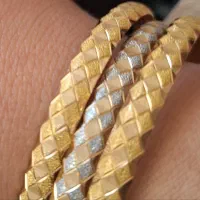 طلا بدون اجرت در حد نو ۲۰۰ بالاتابلو