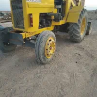 تراکتور رومانی بیل عقب درحد صفر