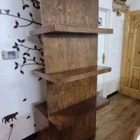 کتابخانه و کمد