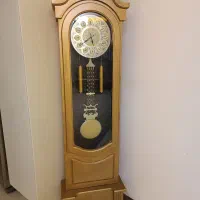 ویترین به همراه ساعت|بوفه، ویترین، کنسول|خرم‌آباد (تنکابن), |دیوار