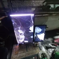 ال ای دی شکسته