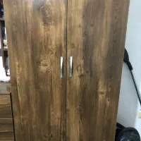 یک عدد بوفه و کمد لباس تمیز تمیز بدون خط و خش