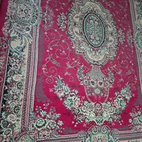 ۲ عدد فرش ۶ متری تمیز و سالم