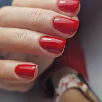 کاشت و ترمیم ناخن ژل با لاک‌ژل حرفه‌ای