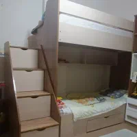 تخت دو طبقه نوجوان