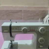چرخ خیاطی و گلدوزی