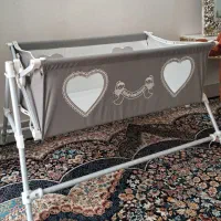 گهواره و آغوشی نو نو