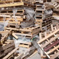 خریدوفروش پالت چوبی سالم وشکسته|عمده‌فروشی|قم, قلعه صدری|دیوار