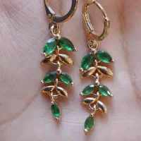 اکسسوری گوشواره جواهری گلبرگ