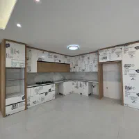واحد ۱۴۰ متری نوساز /فیاض/دسترسی عالی