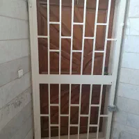 یک عدد درب چوبی ورودی آپارتمان کارکرده با درب آهنی|مصالح و تجهیزات ساختمان|تهران, سازمان برنامه شمالی|دیوار