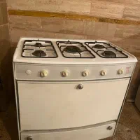 گاز طرح فر کاملا سالم و تمیز